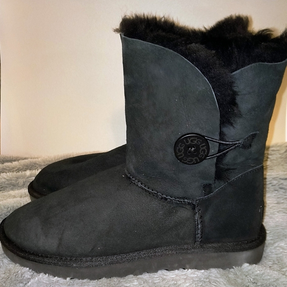 UGG Bailey Button Boots - Picture 2 of 6